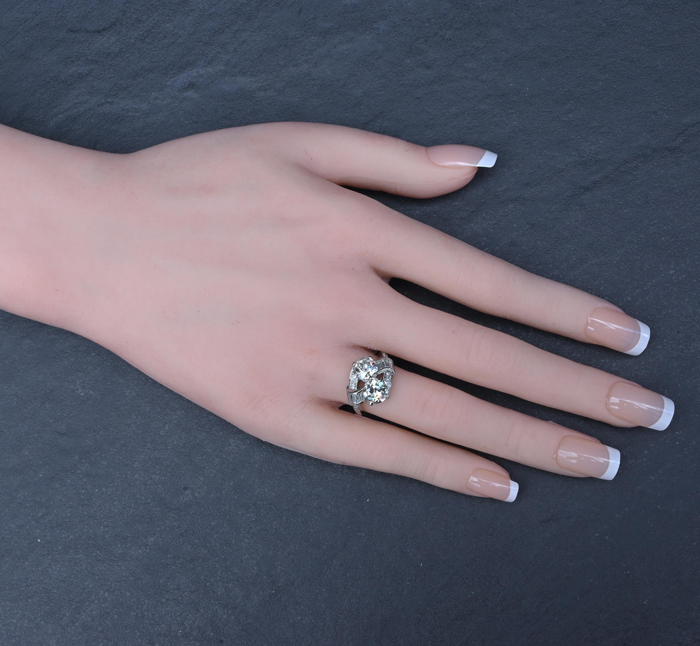 Fine Art Deco Period 2.47 Carats GIA Toi et Moi Diamond Engagement Ring