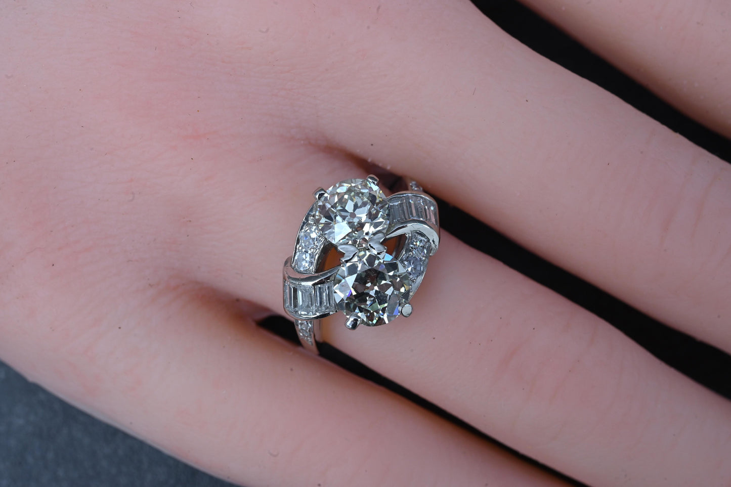 Fine Art Deco Period 2.47 Carats GIA Toi et Moi Diamond Engagement Ring