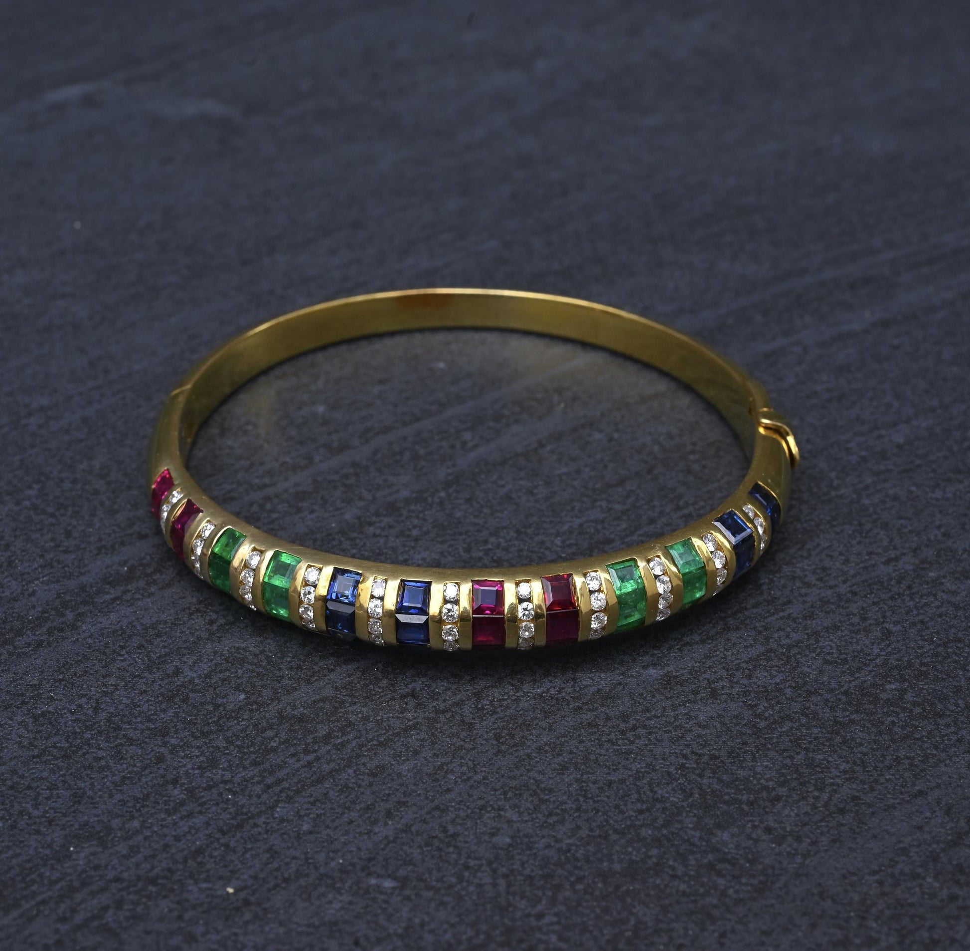 18K Yellow Gold Ruby, Sapphire, Emerald, Diamond Hinged Bangle Bracelet 9.00 TCW