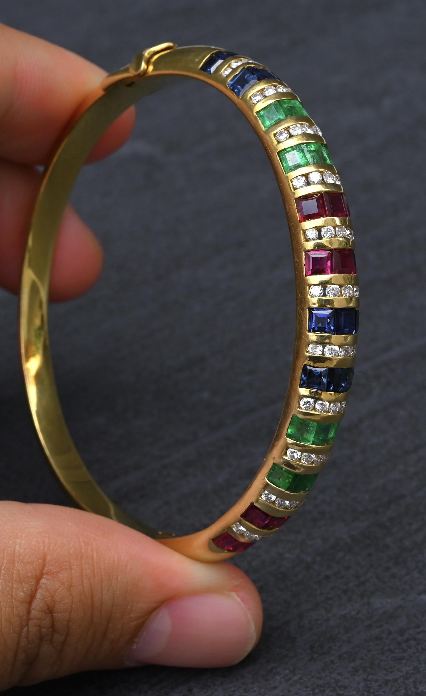 18K Yellow Gold Ruby, Sapphire, Emerald, Diamond Hinged Bangle Bracelet 9.00 TCW