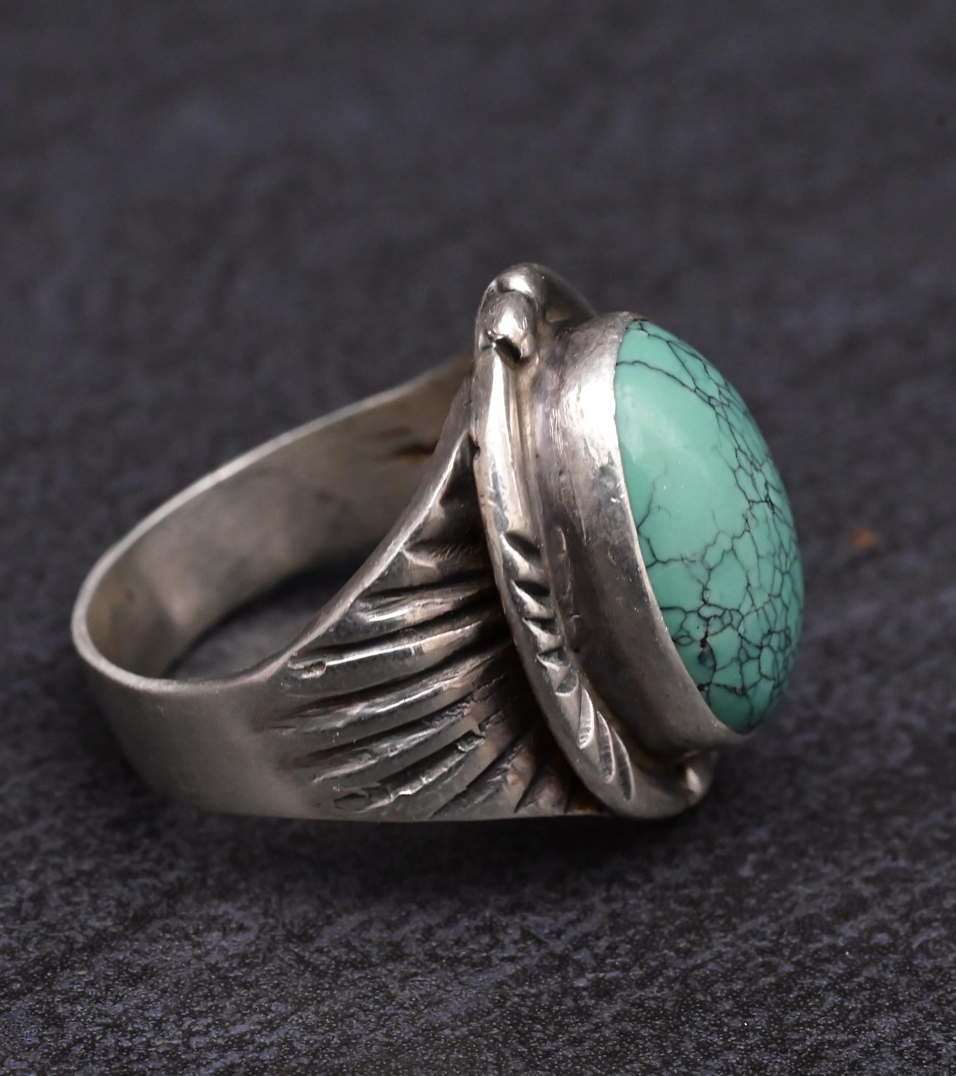 Outstanding American Indian Navajo Men’s Ring Fabulous Turquoise Circle JW