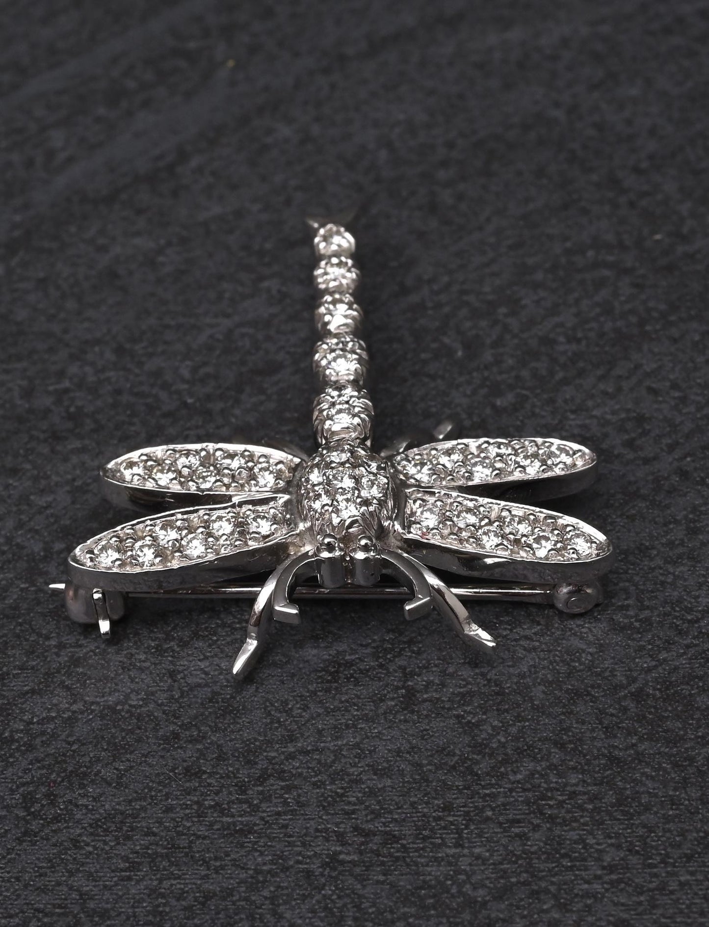 18K White Gold Dragonfly Diamond Brooch Pin 0.65ctw VS Clarity Pavé Pin