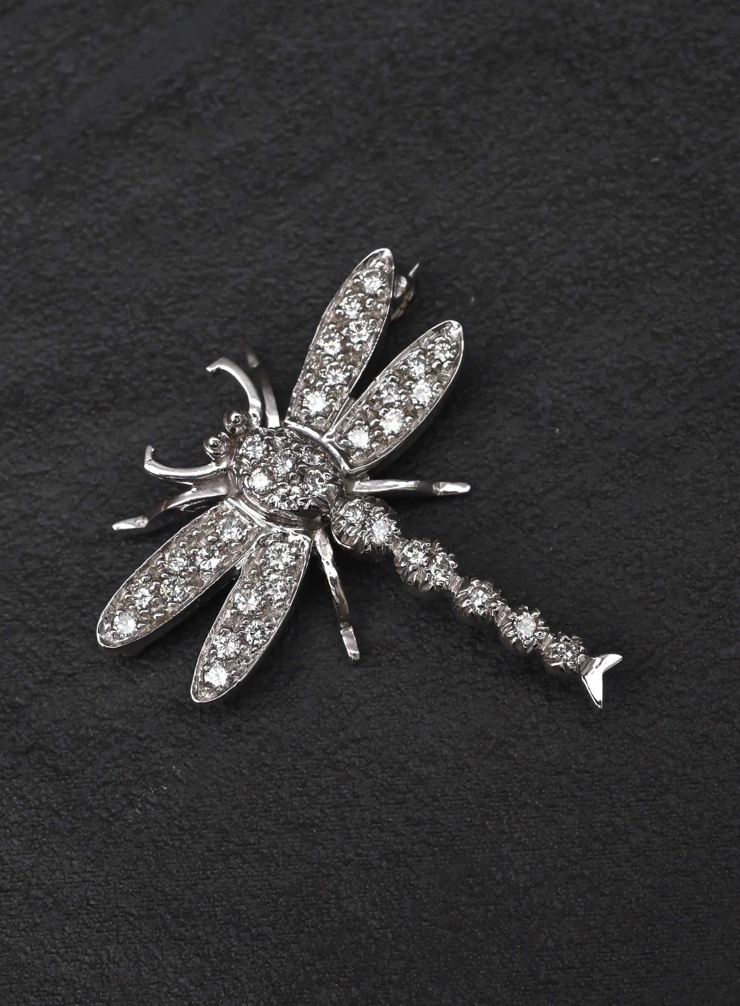18K White Gold Dragonfly Diamond Brooch Pin 0.65ctw VS Clarity Pavé Pin