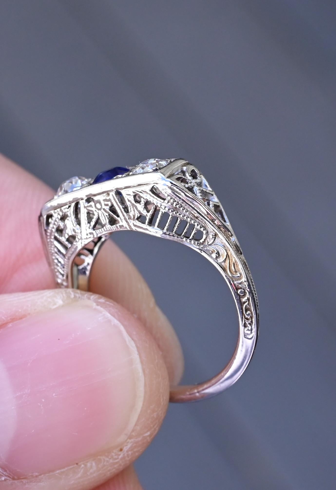 Beautiful Art Deco Period Diamond & Sapphire Ring With Old Euro Diamonds
