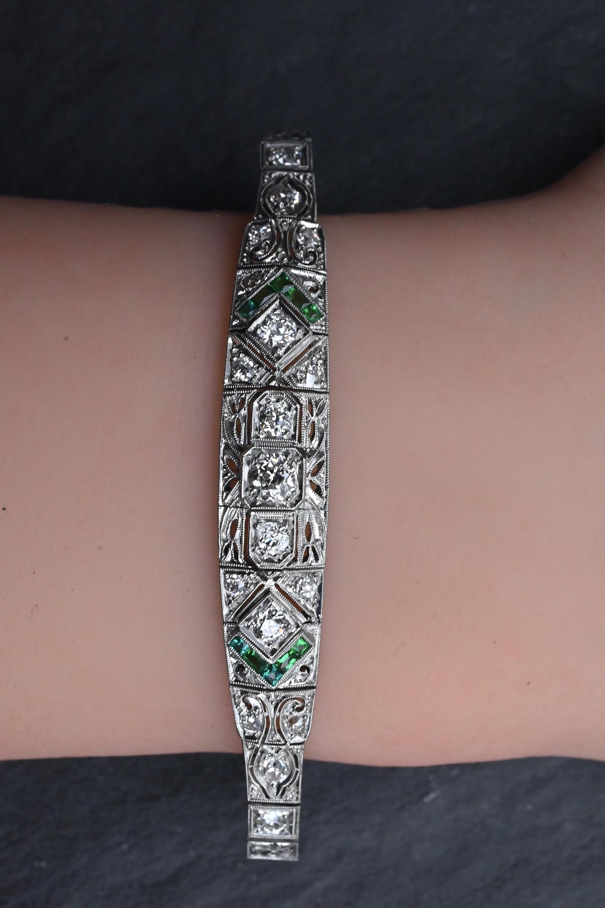 Art Deco Platinum 1.25ctw Diamond & Green Stone Filigree Line Bracelet IGI Cert.