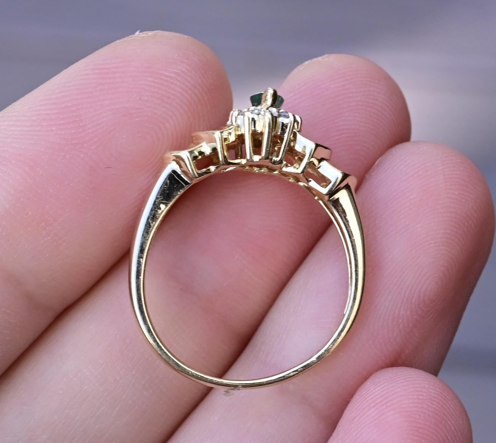 14K Yellow Gold Marquise Emerald & Diamond Ring – 3.21 Grams, Size 7.5