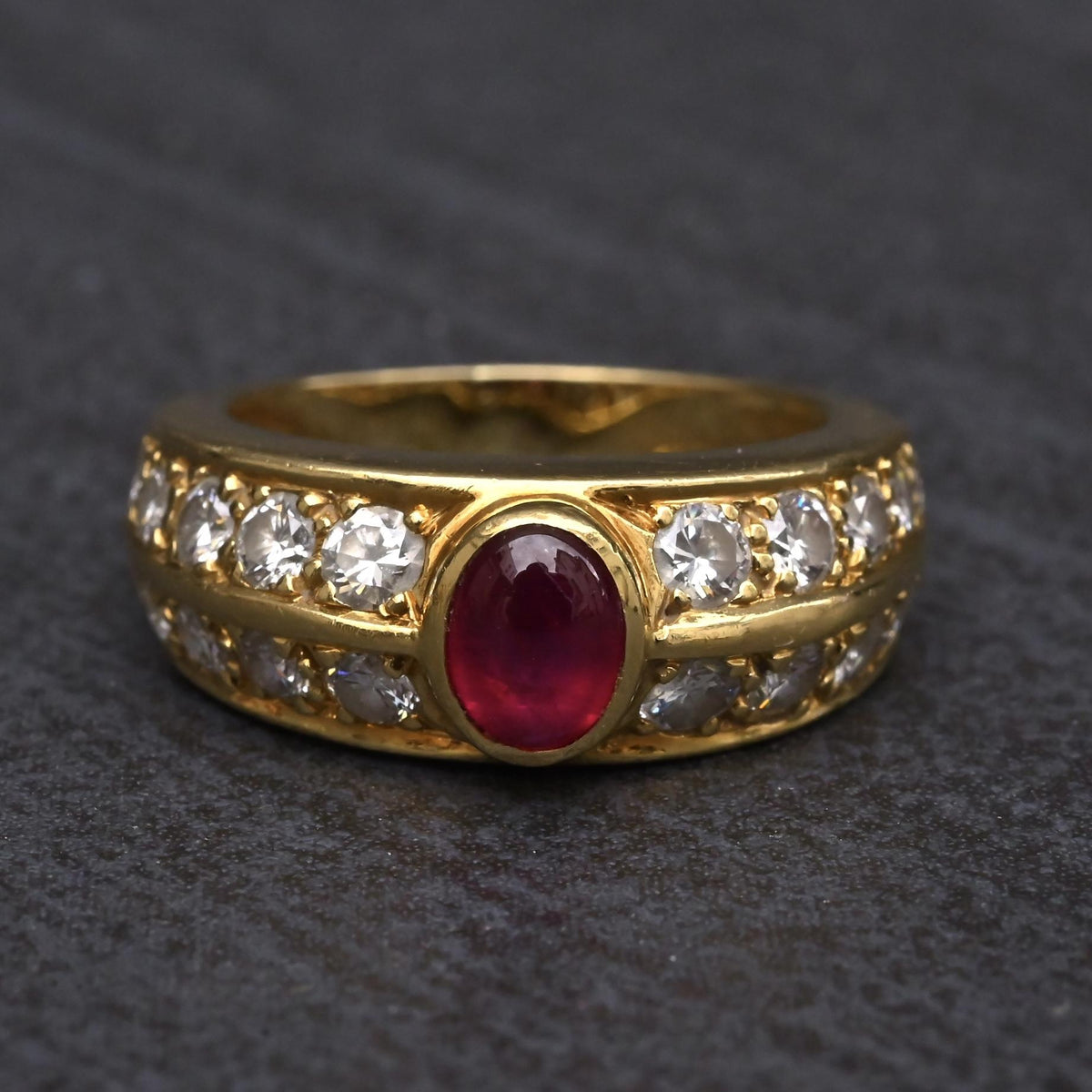 Tiffany & Co. 18K Yellow Gold 0.75ct Cabochon Ruby & 1.00ctw Diamond Ring Size 5