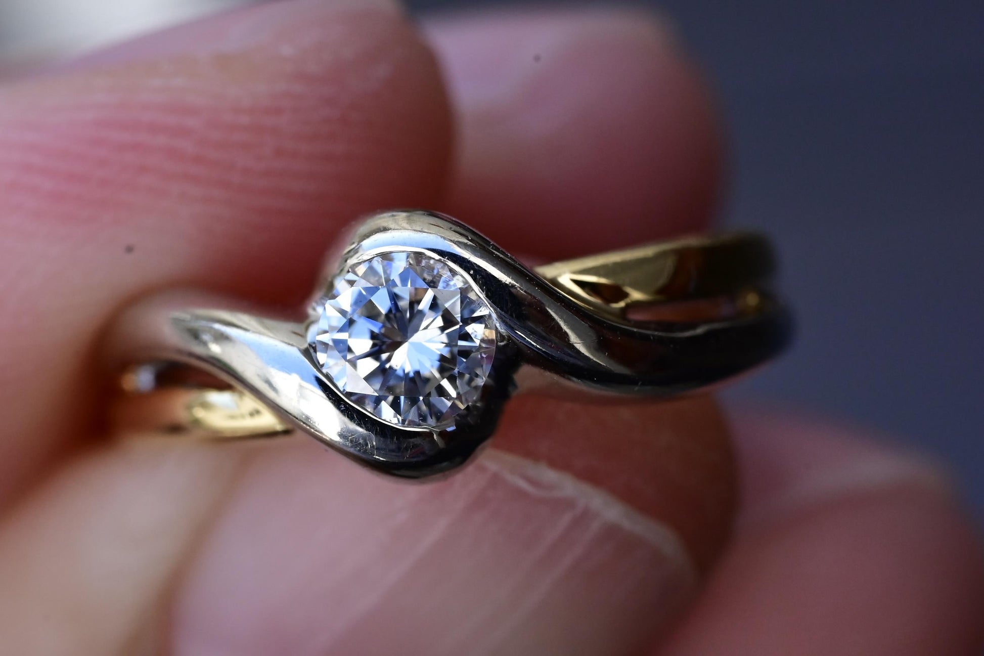 FRED 18K Yellow & White Gold Diamond Ring – 0.30 Carat, IGI Certified, Size 5