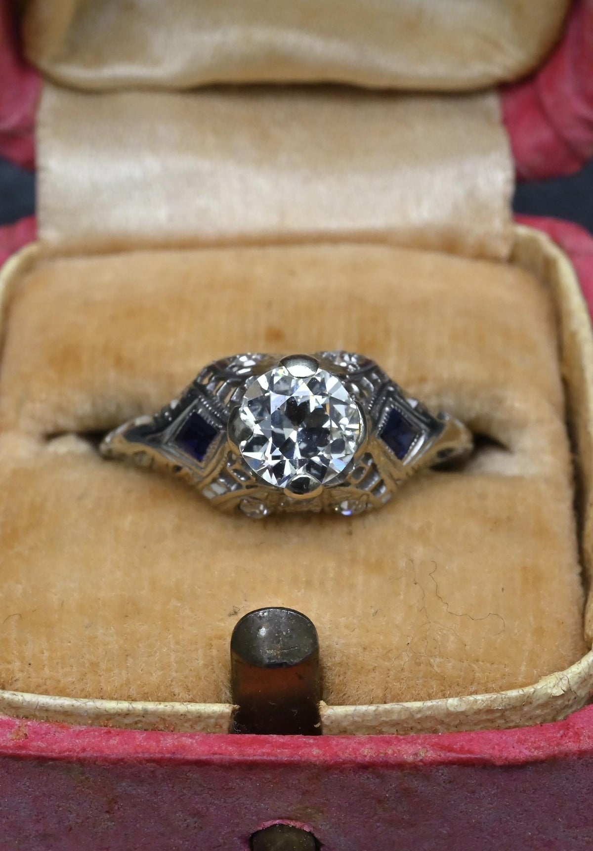 Antique Art Deco 14K/18K White Gold 0.80ctw Old European Diamond Ring IGI Cert.