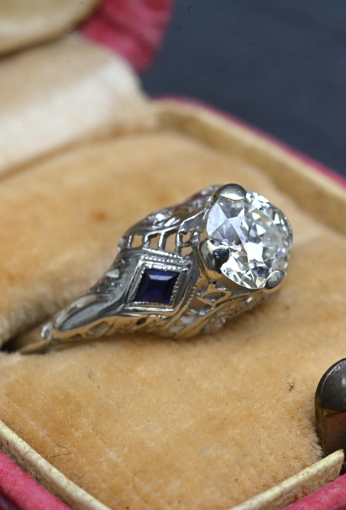 Antique Art Deco 14K/18K White Gold 0.80ctw Old European Diamond Ring IGI Cert.