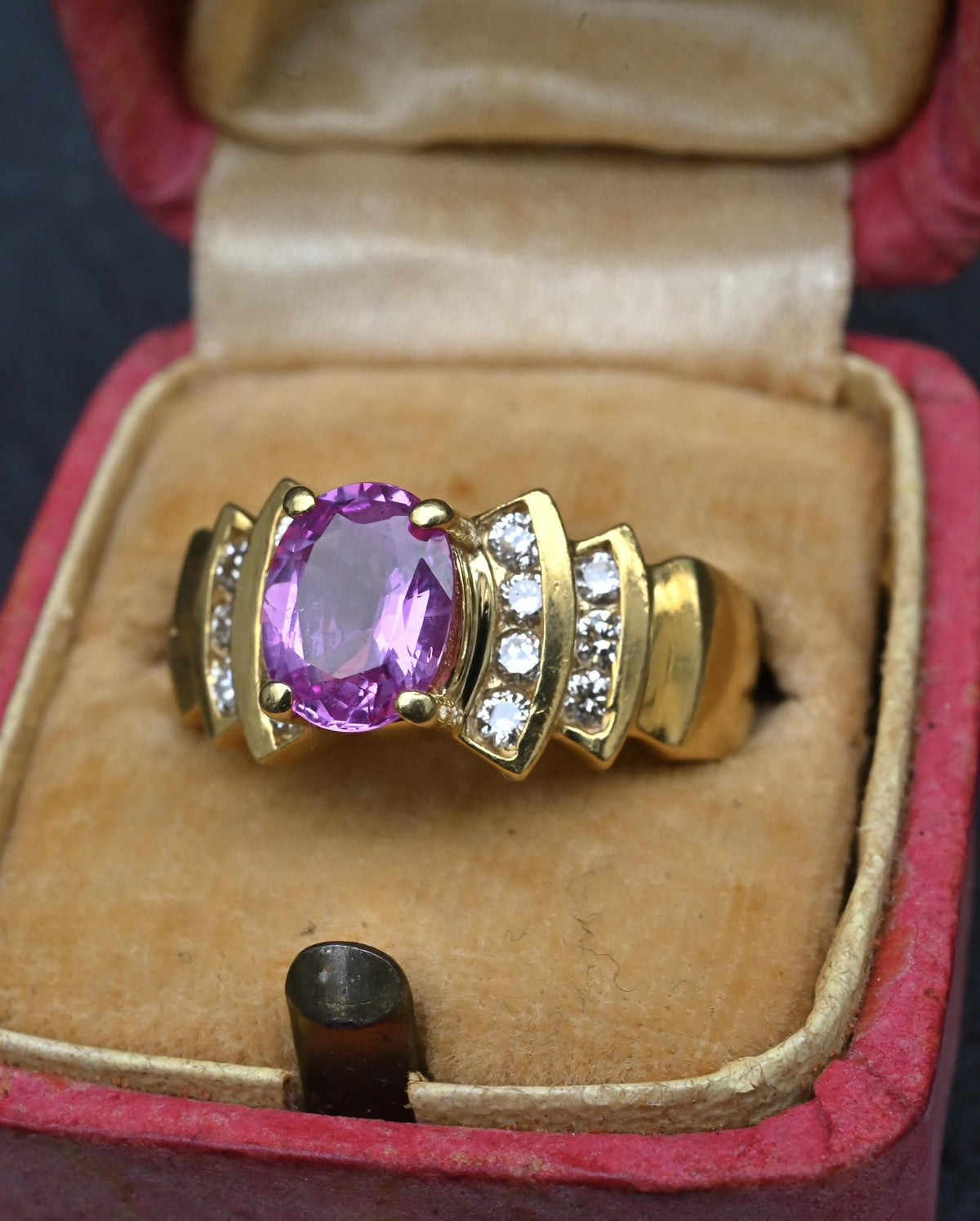 Le Vian 18K Yellow Gold 1.60ct Pink Sapphire & Diamond Ring Size 6.75 IGI Cert.