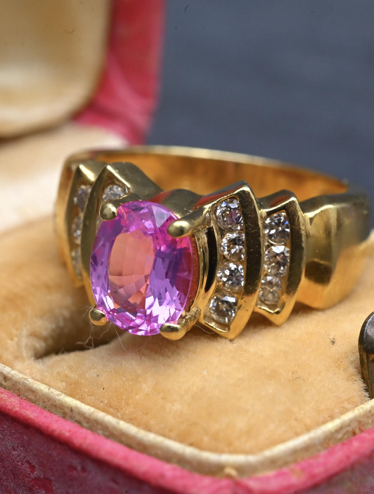 Le Vian 18K Yellow Gold 1.60ct Pink Sapphire & Diamond Ring Size 6.75 IGI Cert.
