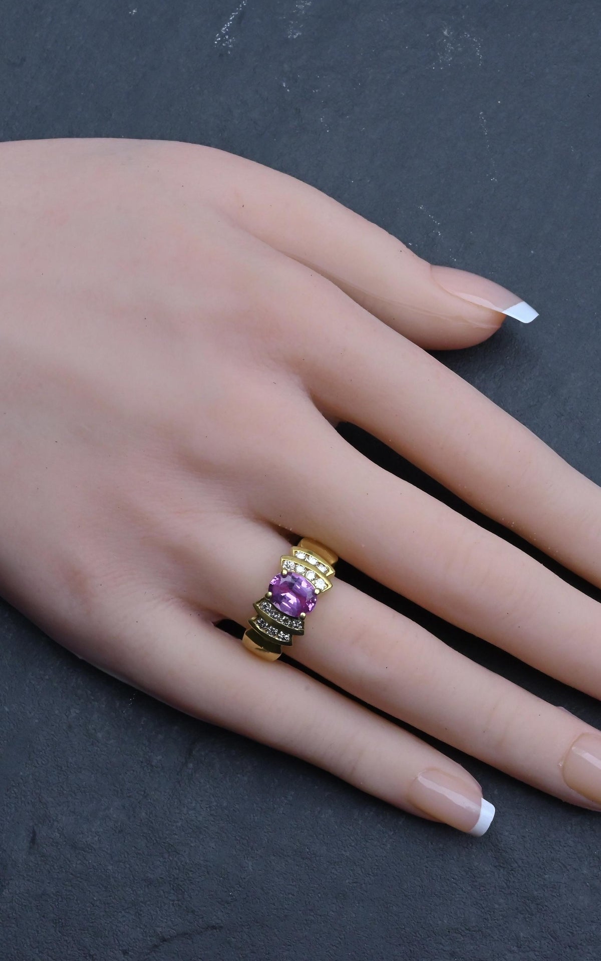 Le Vian 18K Yellow Gold 1.60ct Pink Sapphire & Diamond Ring Size 6.75 IGI Cert.