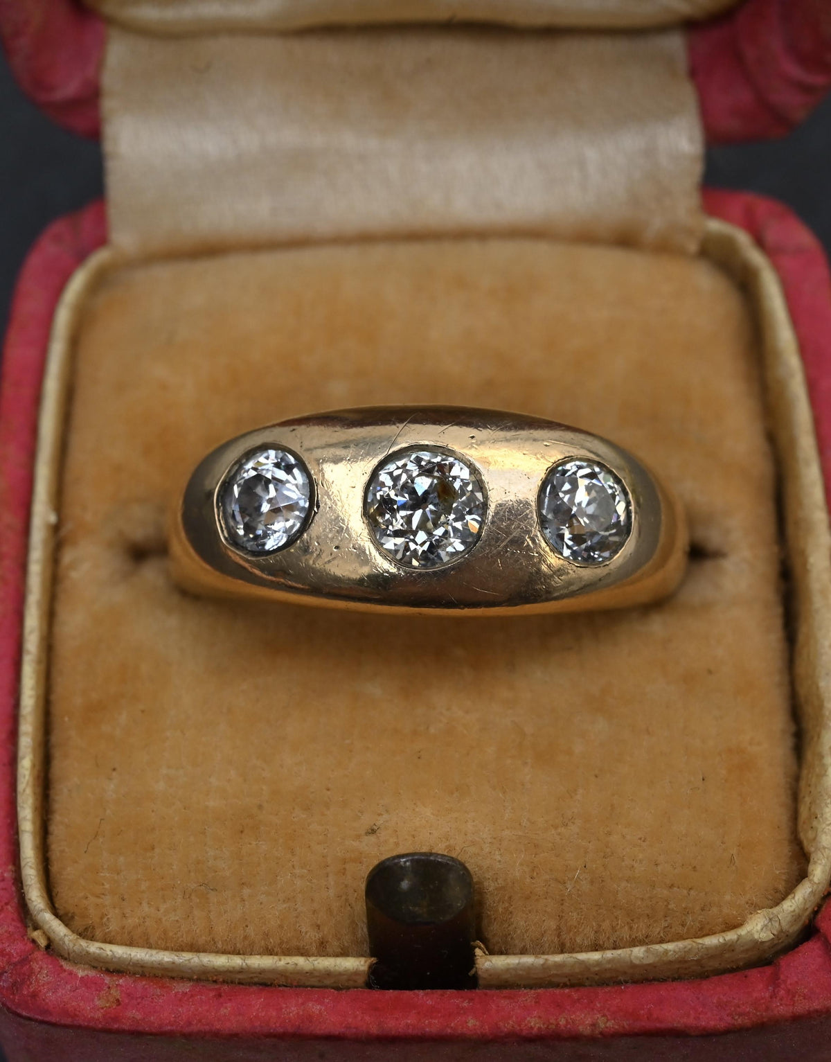 Authentic Art Deco Old European Cut Diamond Gypsy Ring in 14K Gold IGI Certified