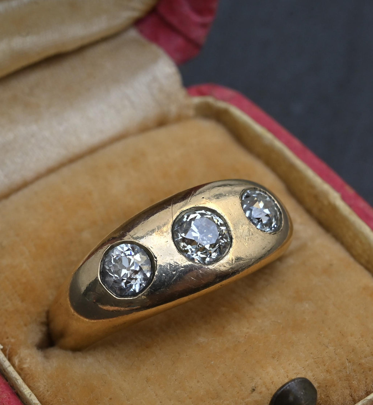 Authentic Art Deco Old European Cut Diamond Gypsy Ring in 14K Gold IGI Certified
