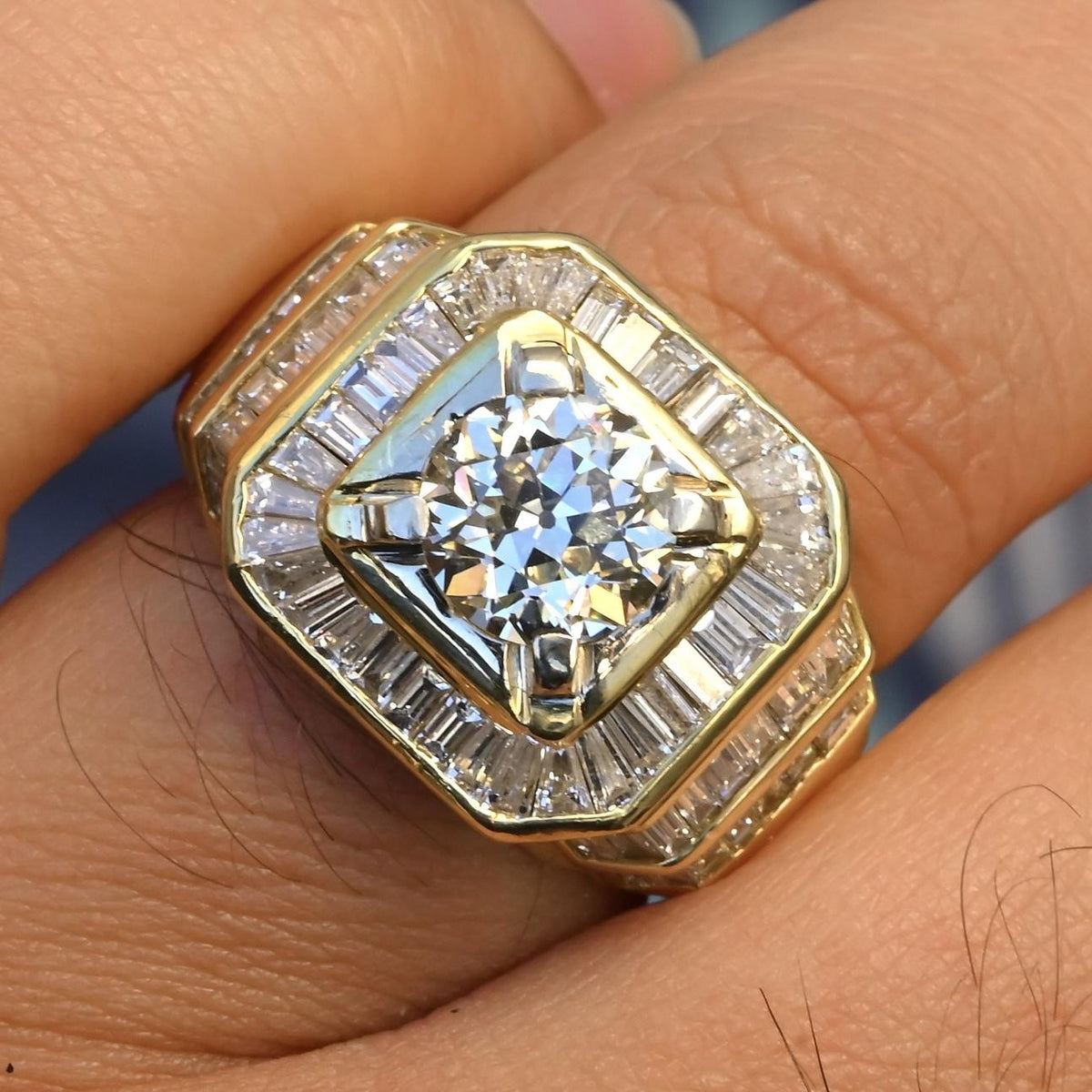 GIA & IGI Certified 3.85 TCW Diamond Statement Unisex Ring 18K Yellow Gold