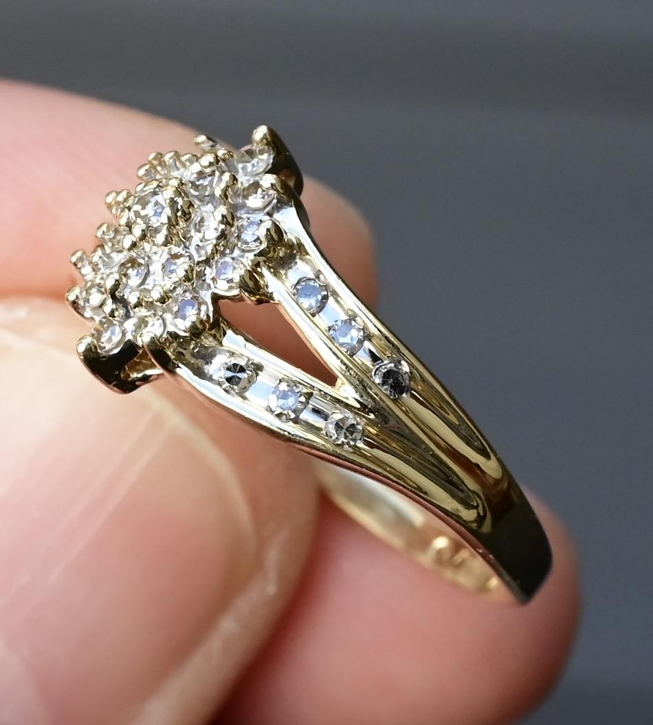 14K Yellow Gold Diamond Cluster Ring With Natural Diamonds