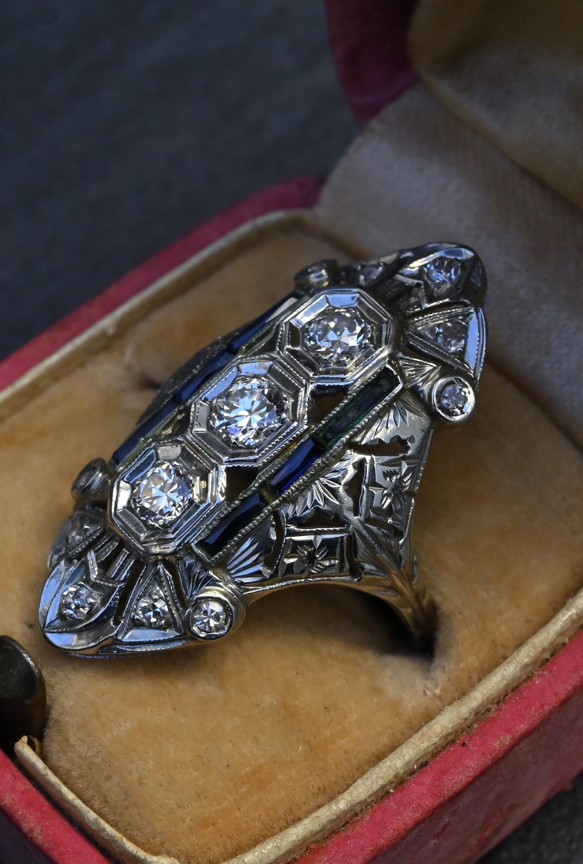 IGI Certified Art Deco Diamond Shield Ring 18K White Gold Gold Ring Size 6.5