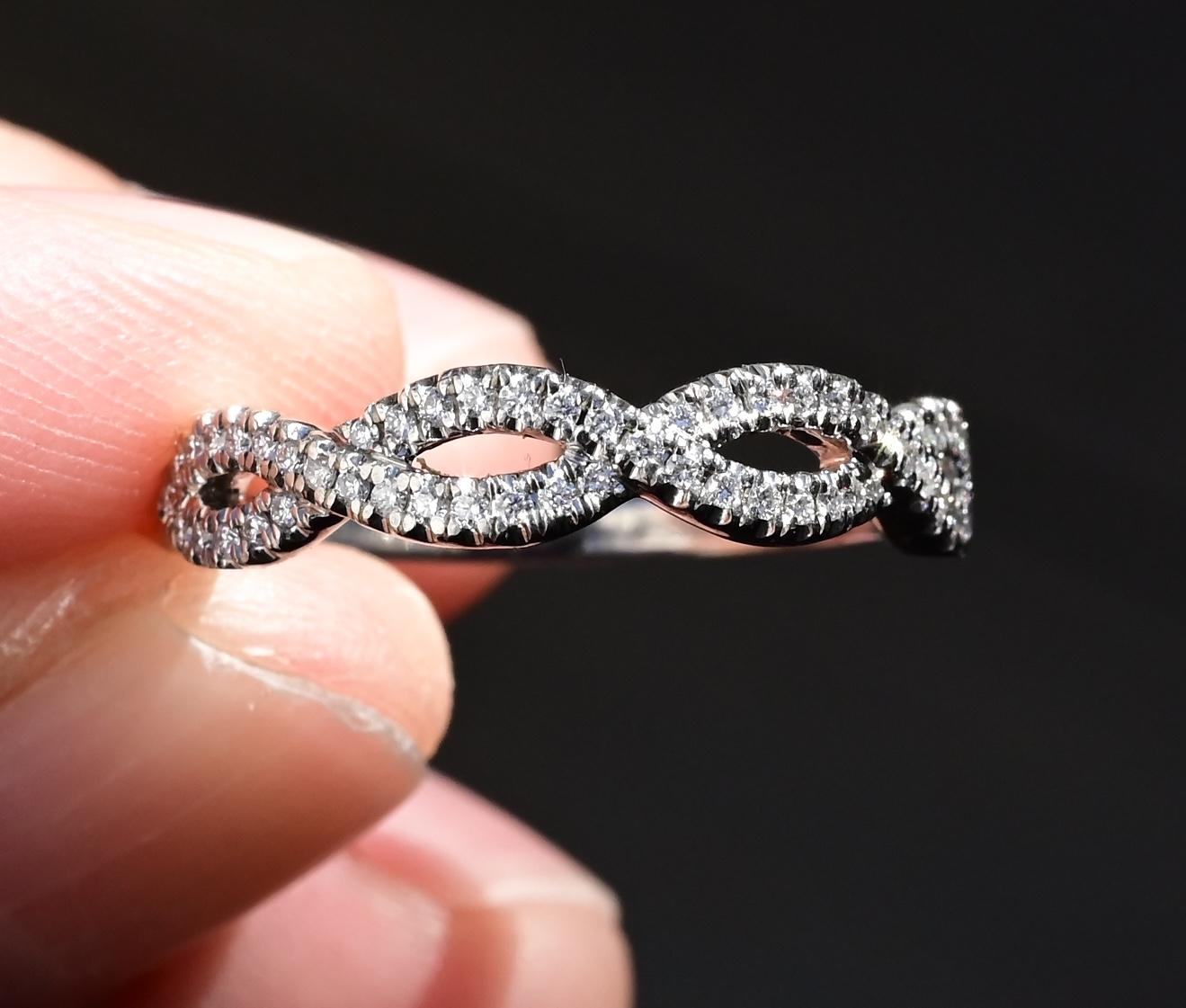 Platinum Diamond Infinity Twist Band – 0.12–0.15ct Total, Size 6.5