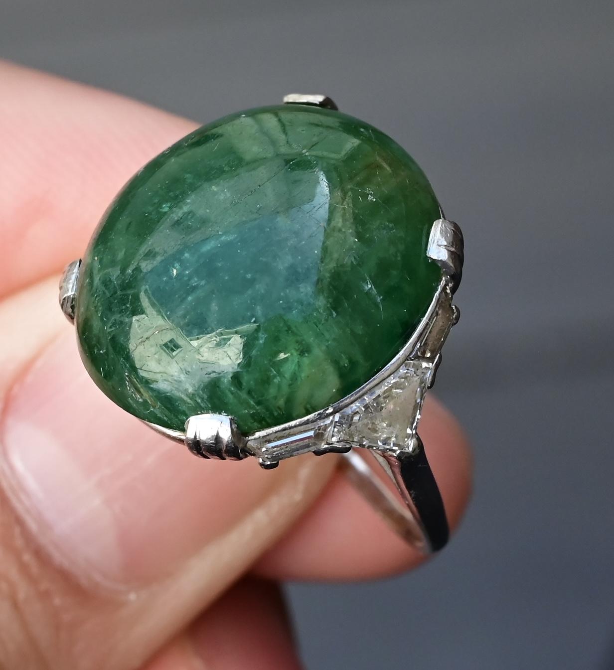 Exquisite 16-17 Carat Approx. Cabochon Emerald Ring in Platinum