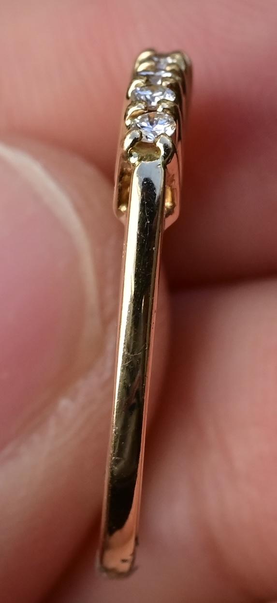 14K Yellow Gold Diamond Band – 0.25ct Total Weight, Size 6.5