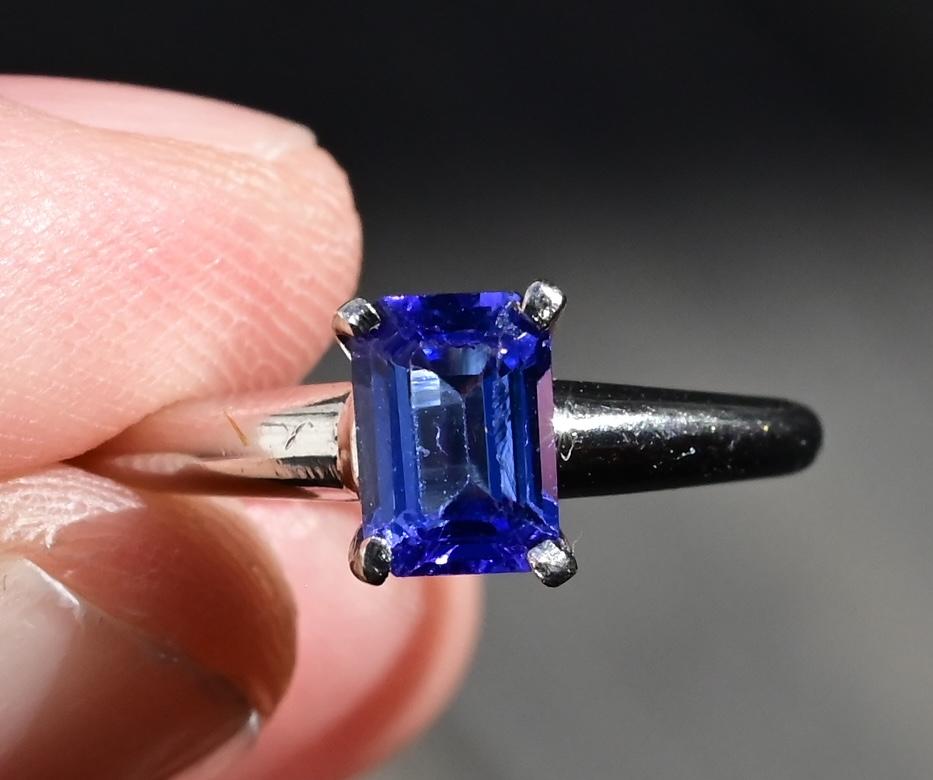 Elegant Platinum Emerald-Cut Tanzanite Solitaire Ring – 0.70 Carats Size 6