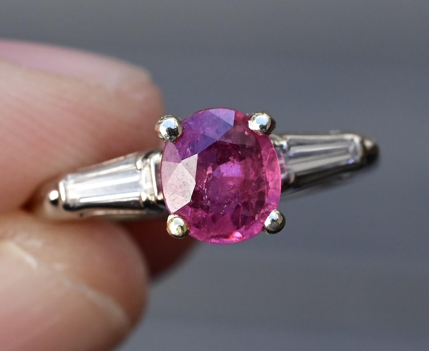 14K White Gold Ruby/Pink Sapphire & Diamond Ring – Size 5.75