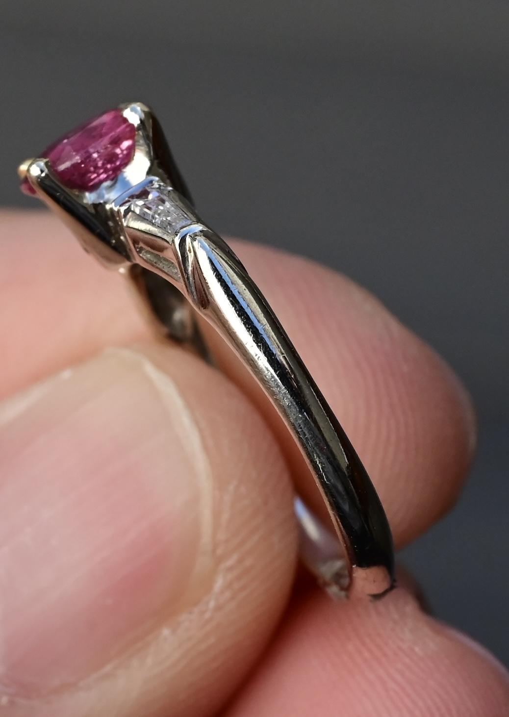14K White Gold Ruby/Pink Sapphire & Diamond Ring – Size 5.75