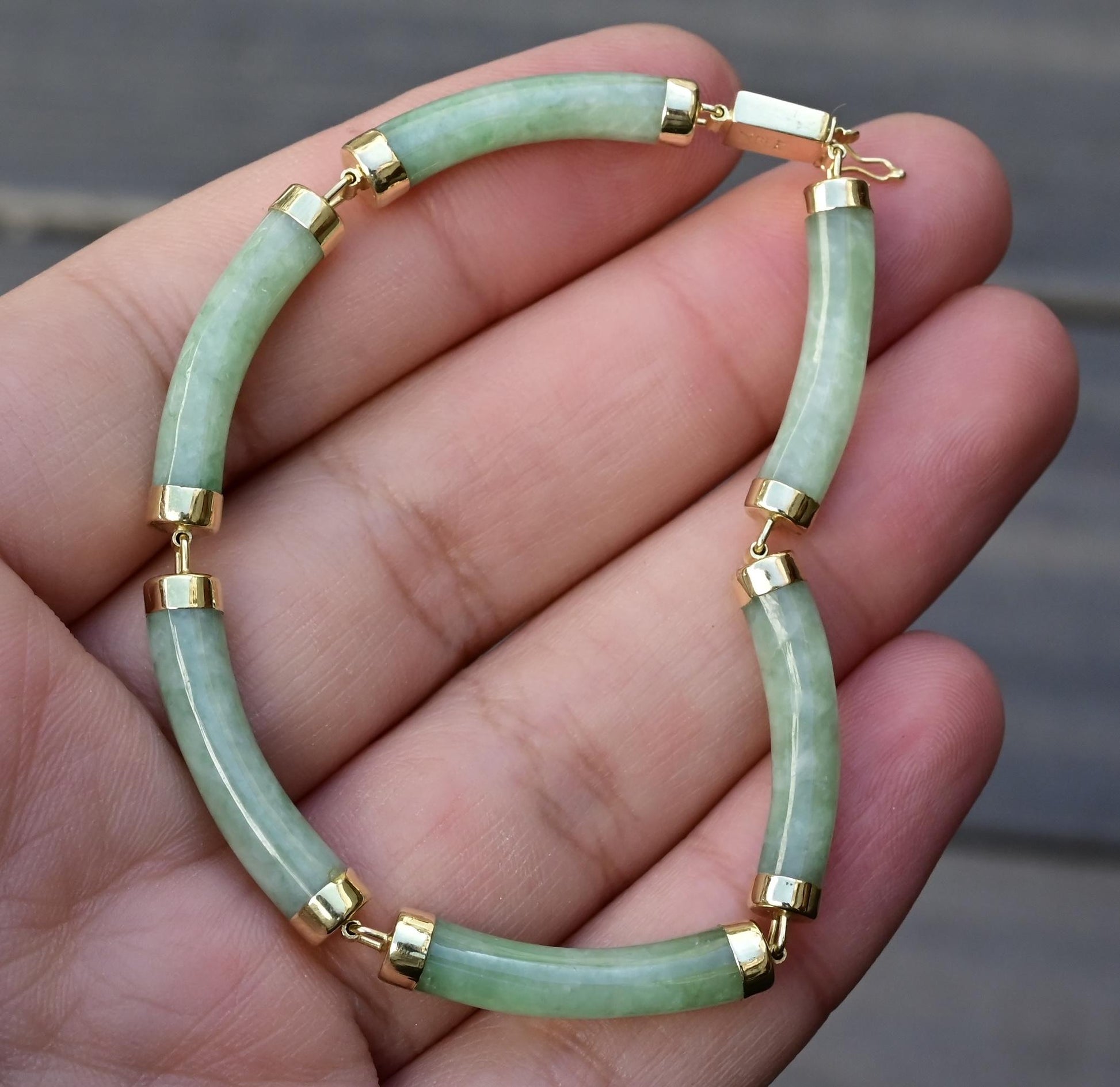 14K Gold & Green Jade Barrel Link Bracelet – 7.25”
