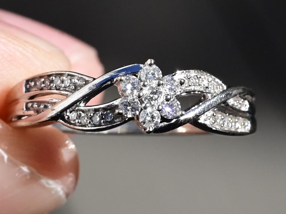 10K White Gold Natural Diamond Openwork Ring – Size 7.25