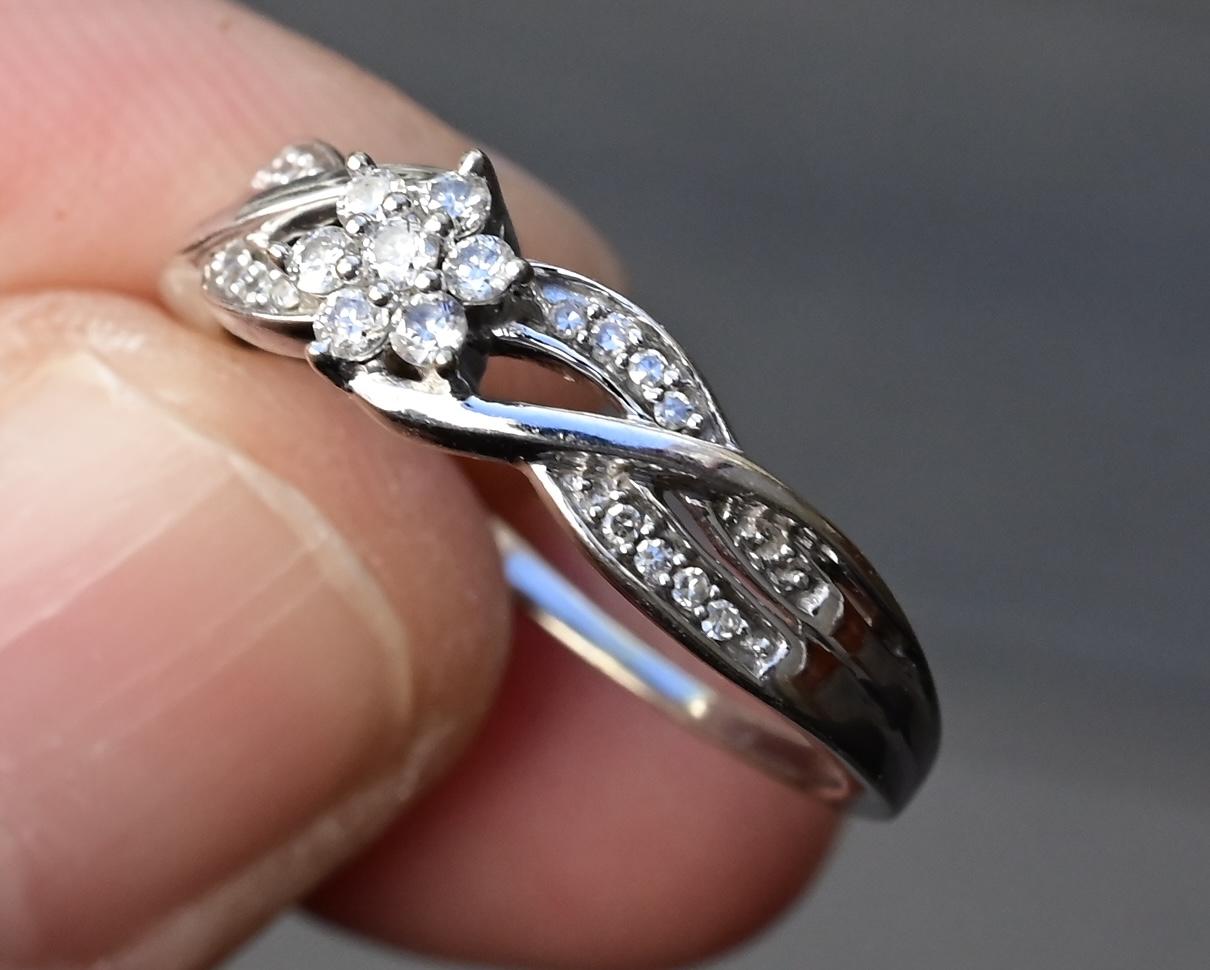 10K White Gold Natural Diamond Openwork Ring – Size 7.25