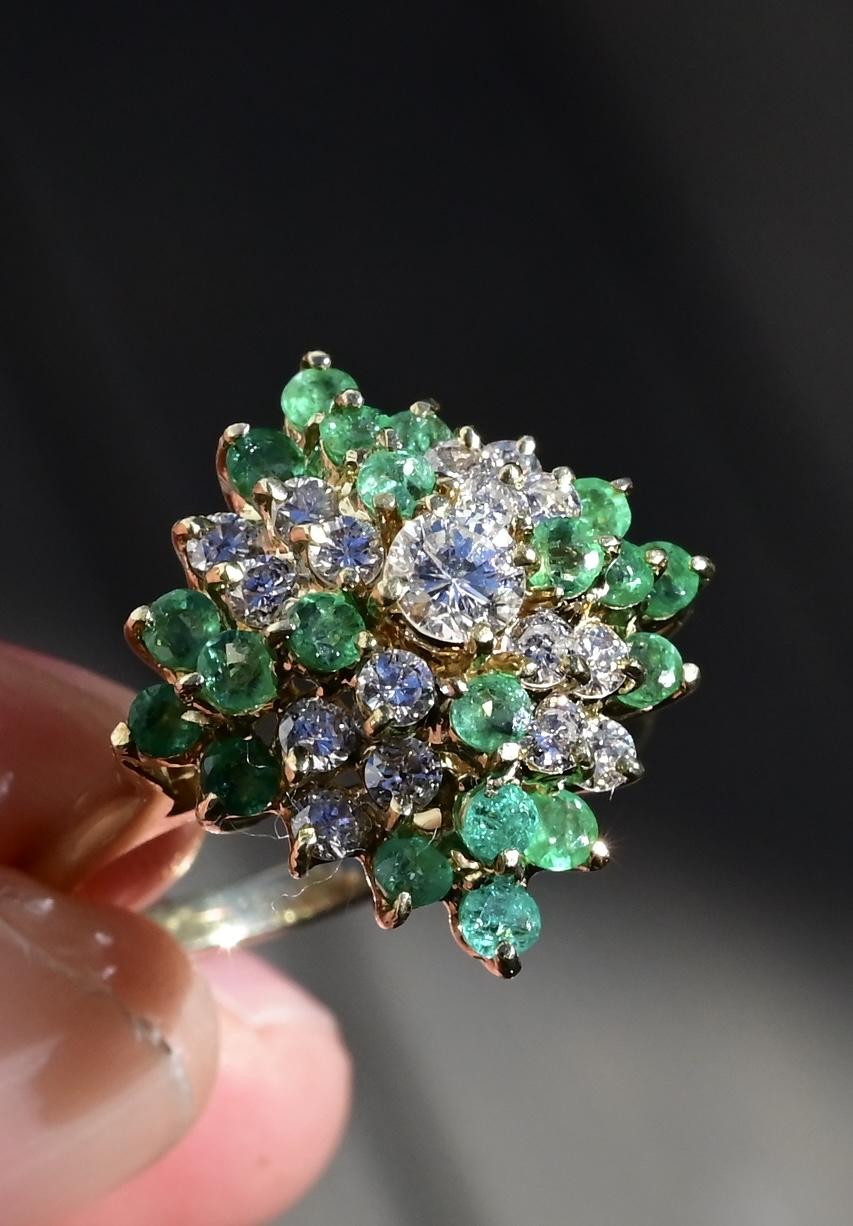 14K Yellow Gold Diamond & Emerald Cluster Ring – 0.89 TCW Ring Size 8.75