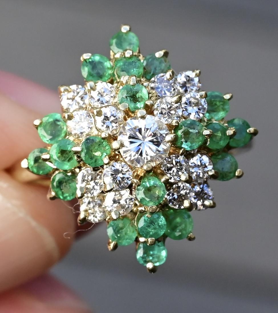 14K Yellow Gold Diamond & Emerald Cluster Ring – 0.89 TCW Ring Size 8.75