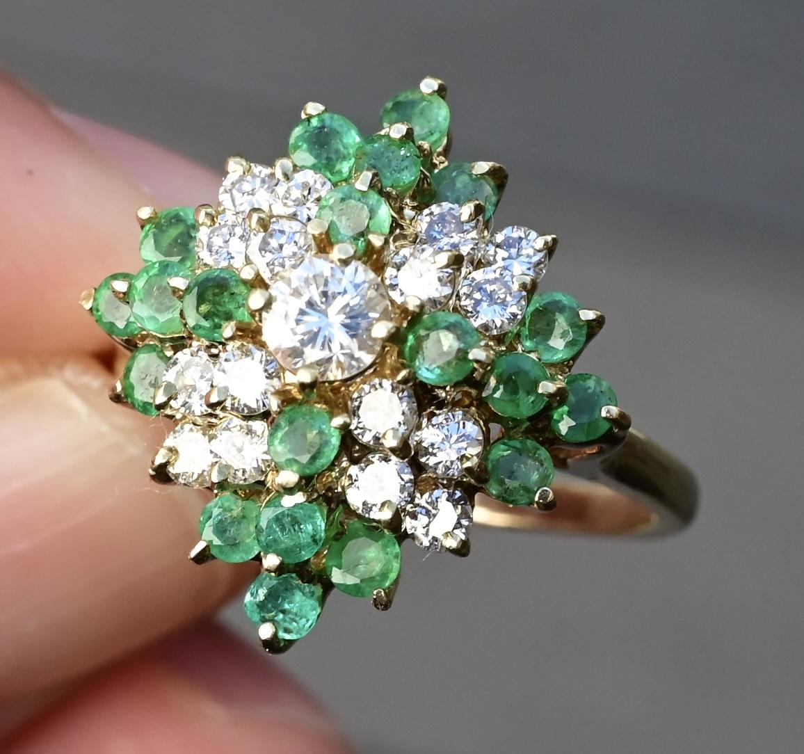 14K Yellow Gold Diamond & Emerald Cluster Ring – 0.89 TCW Ring Size 8.75