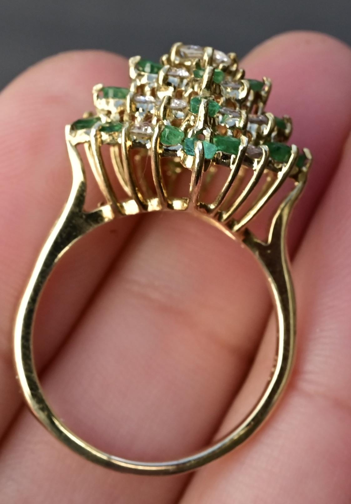 14K Yellow Gold Diamond & Emerald Cluster Ring – 0.89 TCW Ring Size 8.75