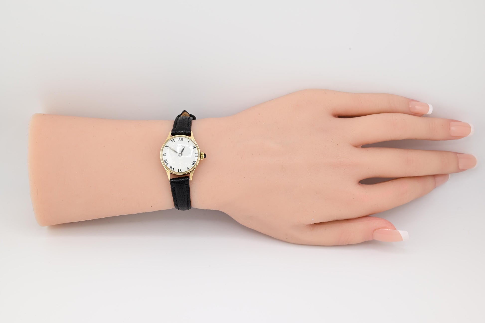 Gorgeous 14K Yellow Gold Cartier For Concord Manual Winding