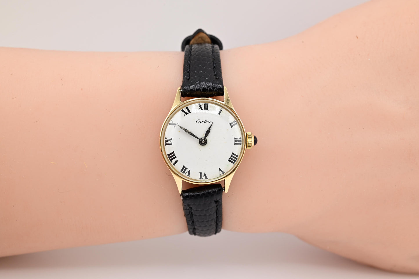 Gorgeous 14K Yellow Gold Cartier For Concord Manual Winding