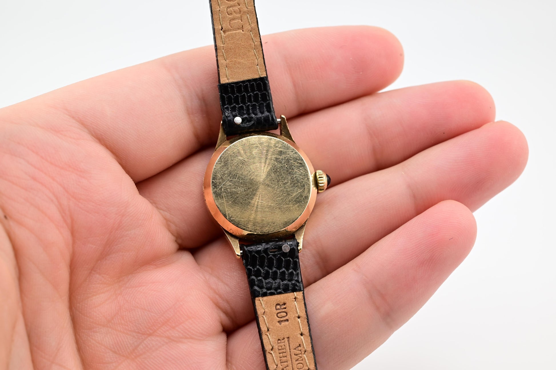 Gorgeous 14K Yellow Gold Cartier For Concord Manual Winding