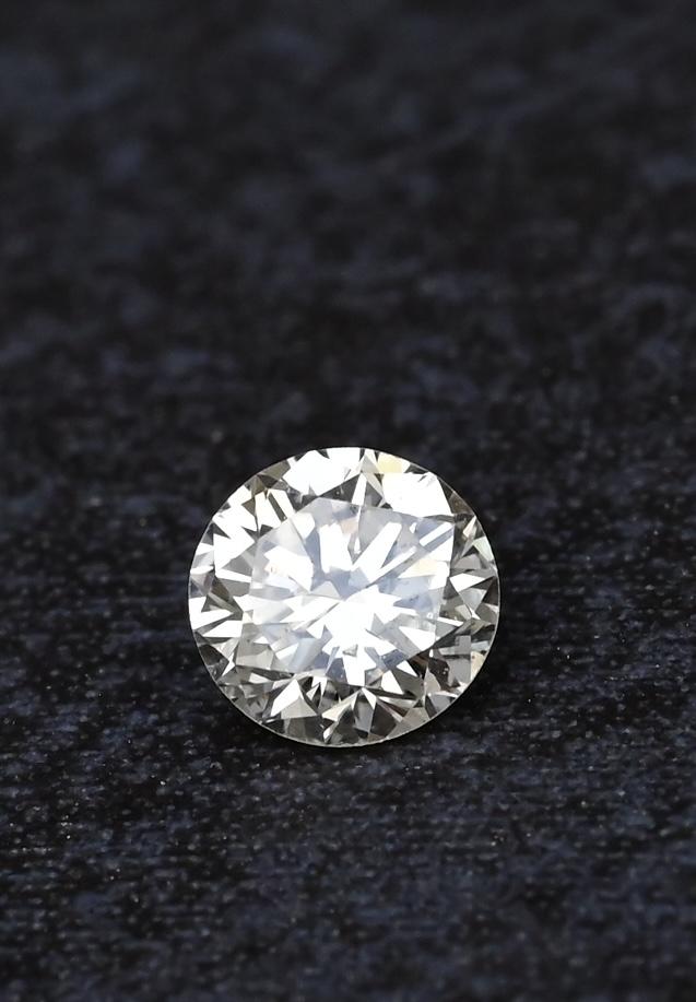 GIA Certified 0.30 Carat Round Brilliant Diamond – VS2 Clarity, L Color