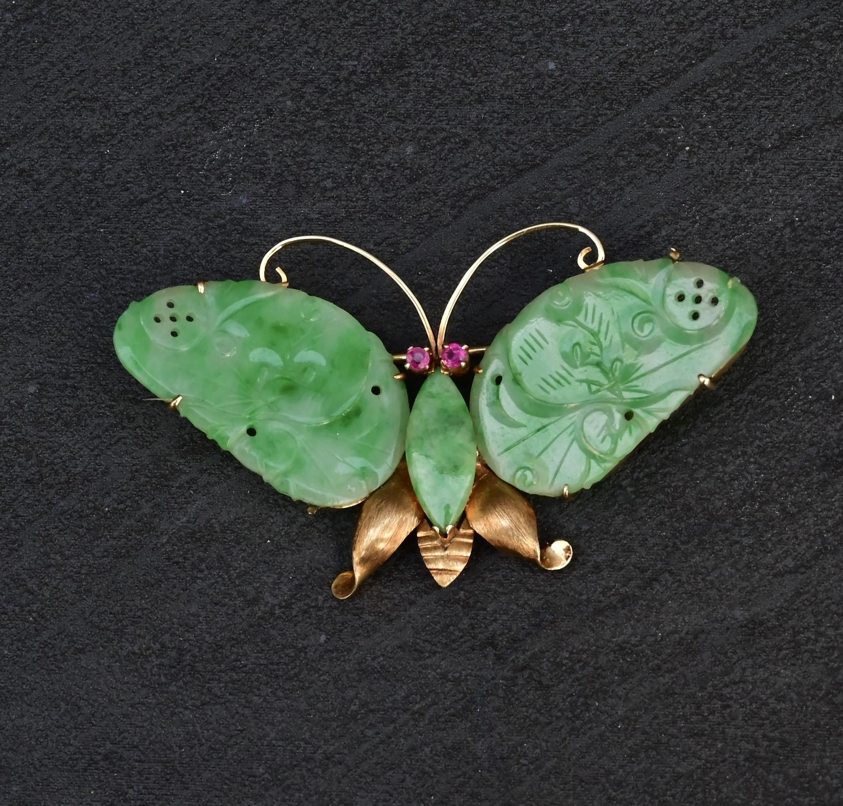 Vintage 14K Gold Carved Jade Butterfly Brooch  2.5" x 1.5" 7.78 Grams