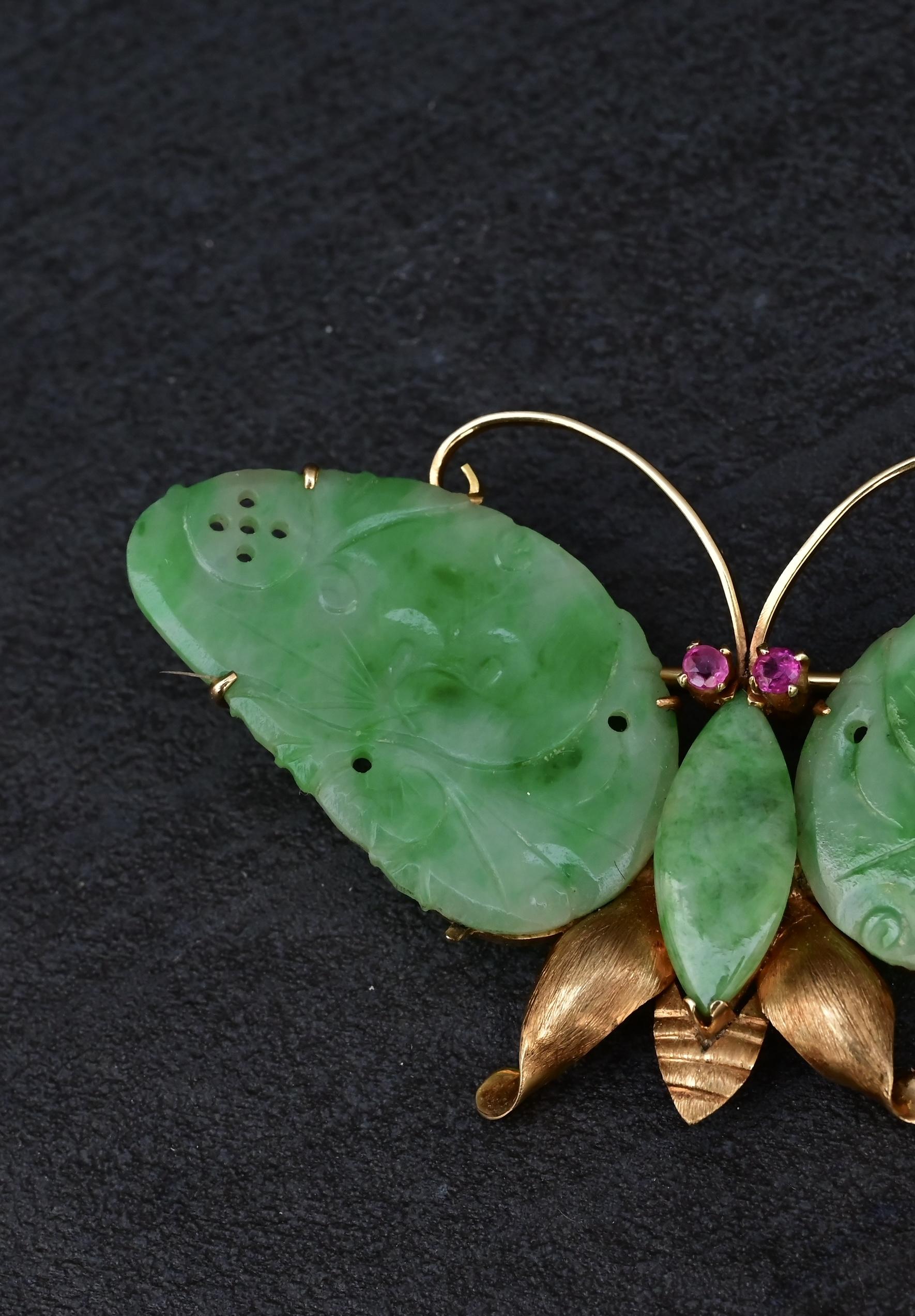 Vintage 14K Gold Carved Jade Butterfly Brooch  2.5" x 1.5" 7.78 Grams