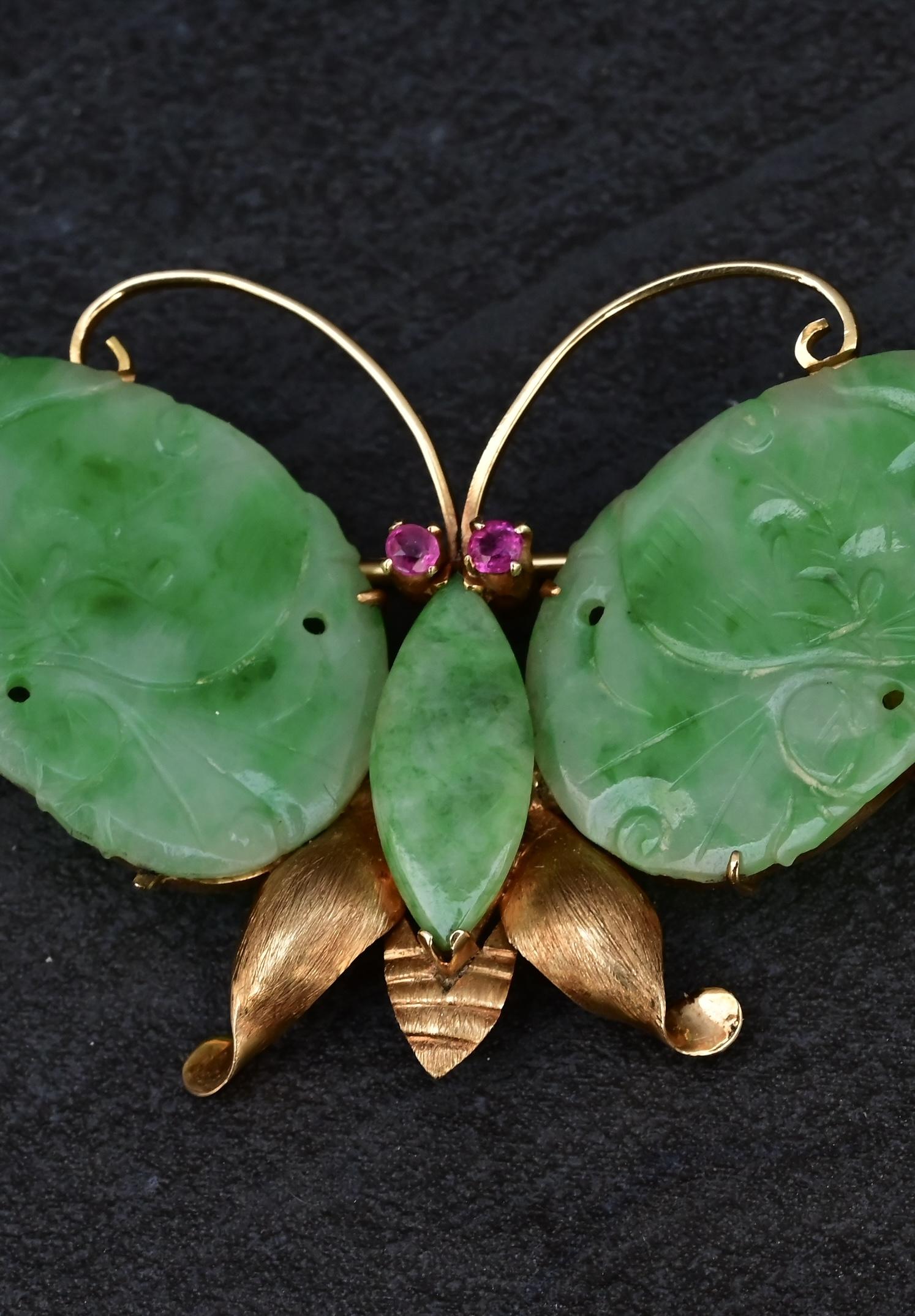 Vintage 14K Gold Carved Jade Butterfly Brooch  2.5" x 1.5" 7.78 Grams