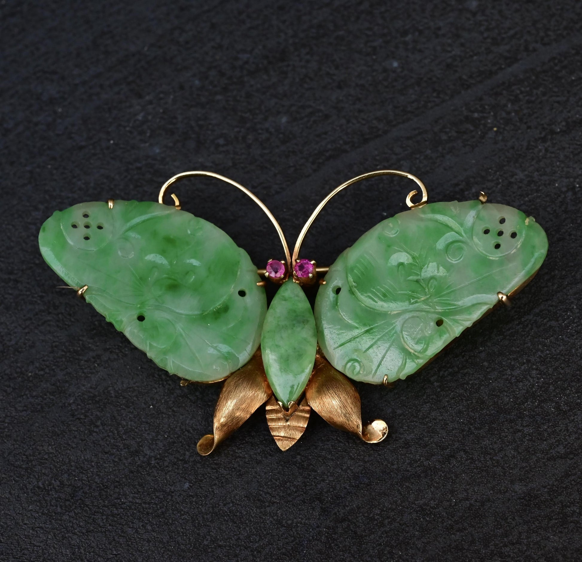 Vintage 14K Gold Carved Jade Butterfly Brooch  2.5" x 1.5" 7.78 Grams