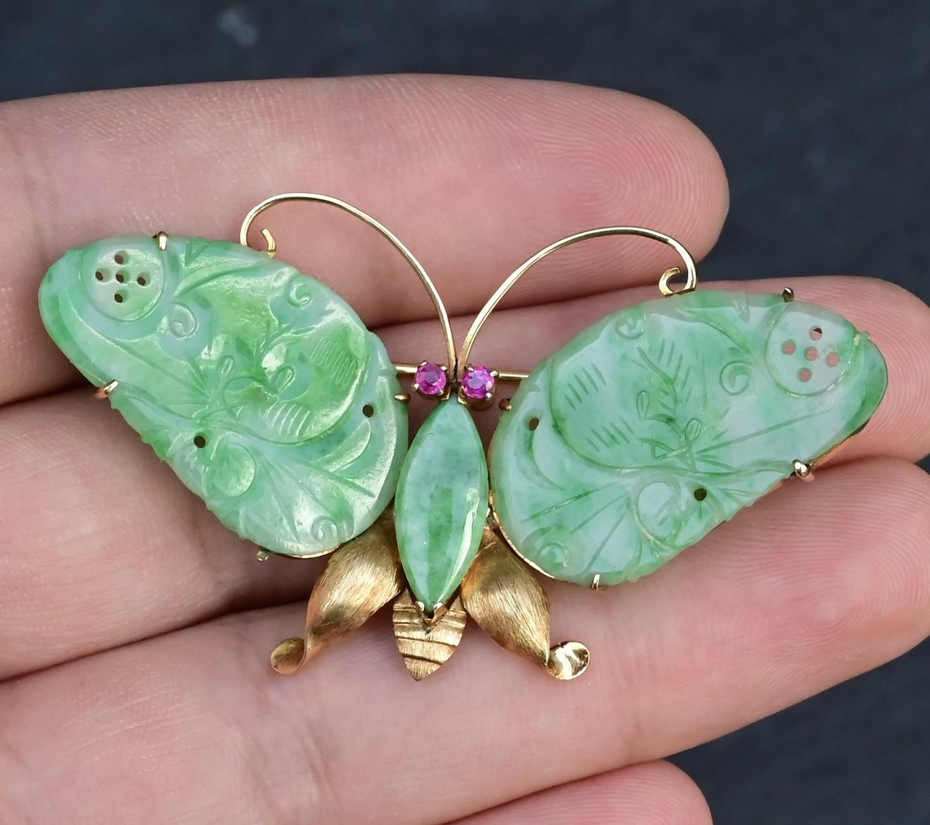 Vintage 14K Gold Carved Jade Butterfly Brooch  2.5" x 1.5" 7.78 Grams