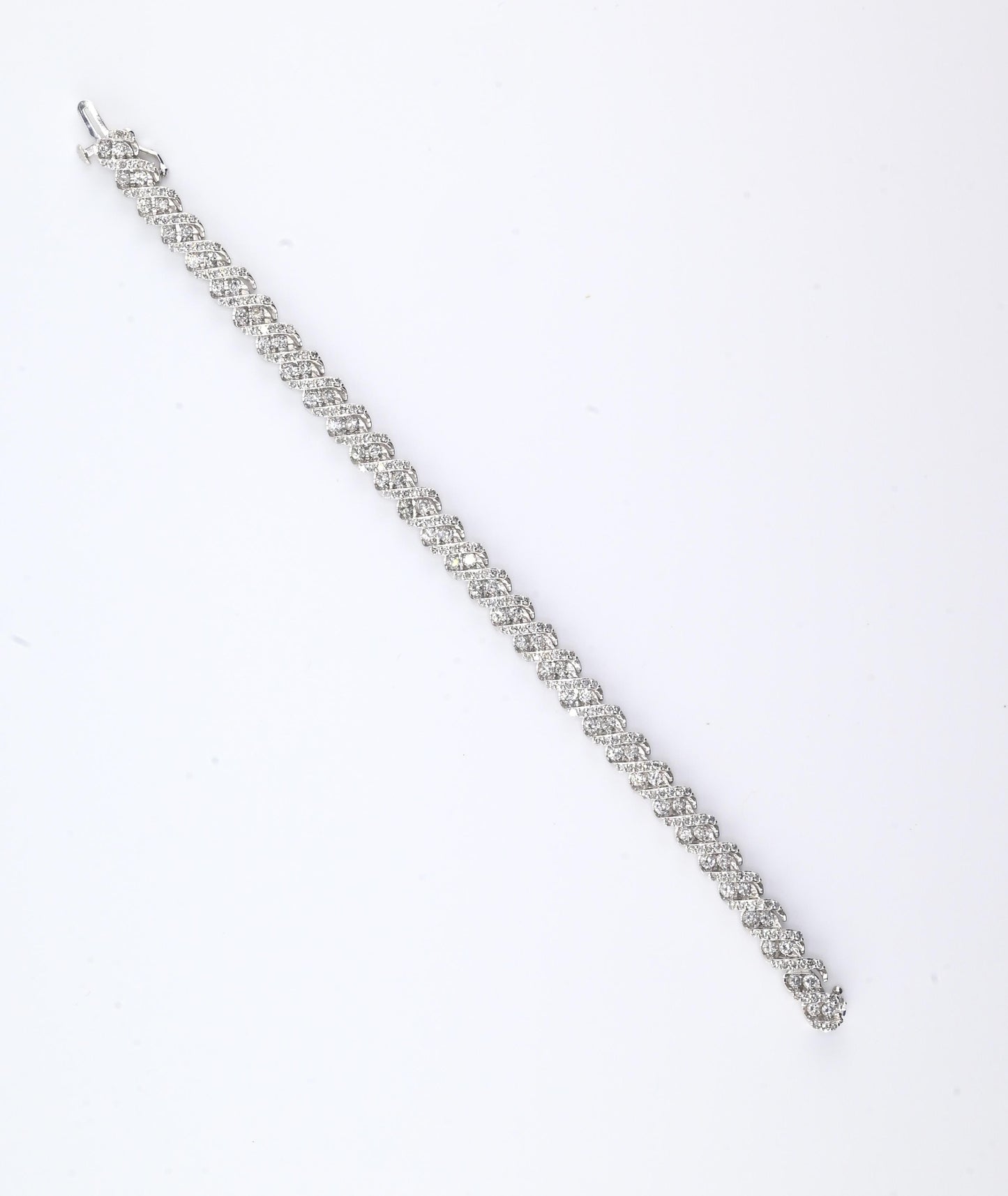 14K White Gold Diamond Bracelet • 3.2–3.5ct Natural Diamonds • 7.25” • 16.14g
