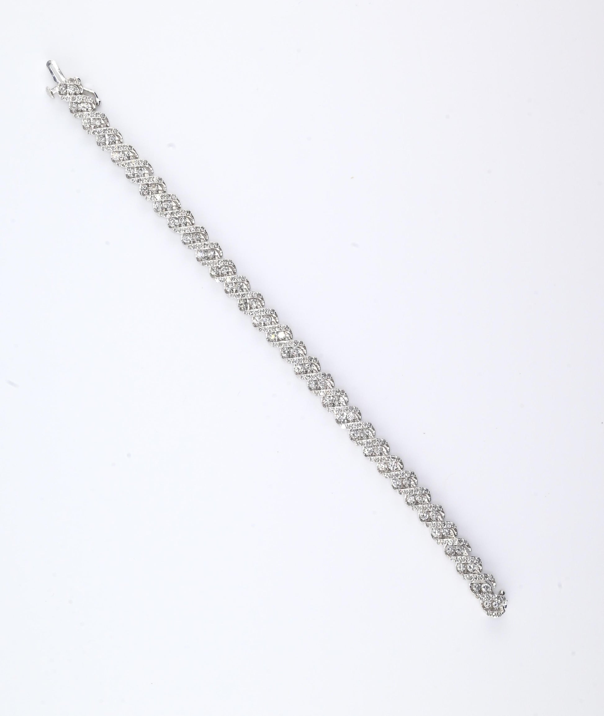 14K White Gold Diamond Bracelet • 3.2–3.5ct Natural Diamonds • 7.25” • 16.14g