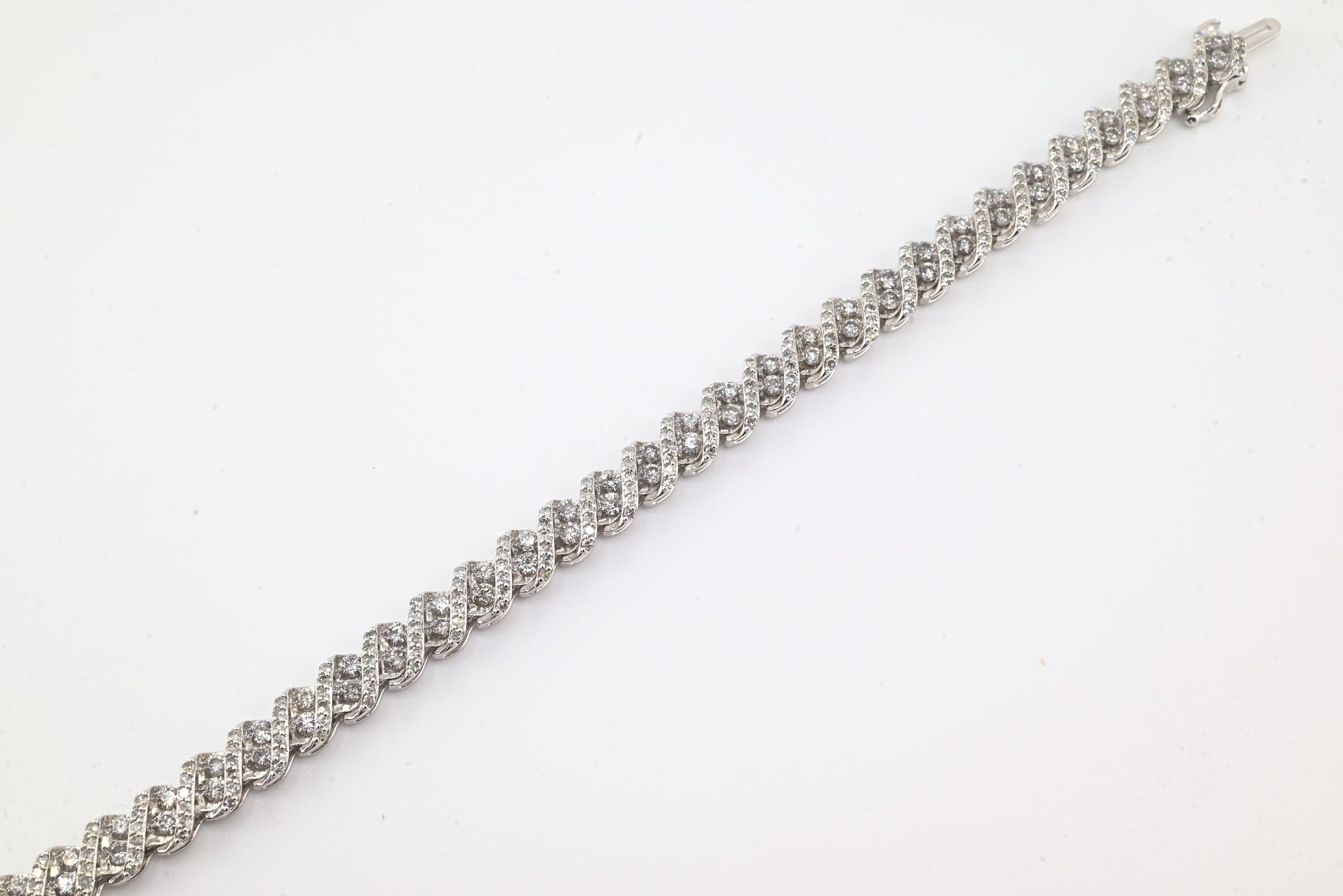 14K White Gold Diamond Bracelet • 3.2–3.5ct Natural Diamonds • 7.25” • 16.14g