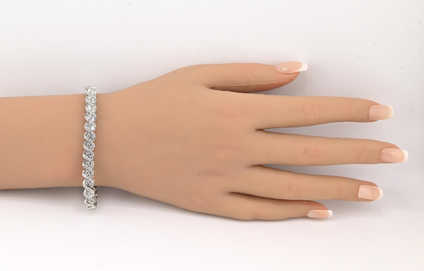 14K White Gold Diamond Bracelet • 3.2–3.5ct Natural Diamonds • 7.25” • 16.14g