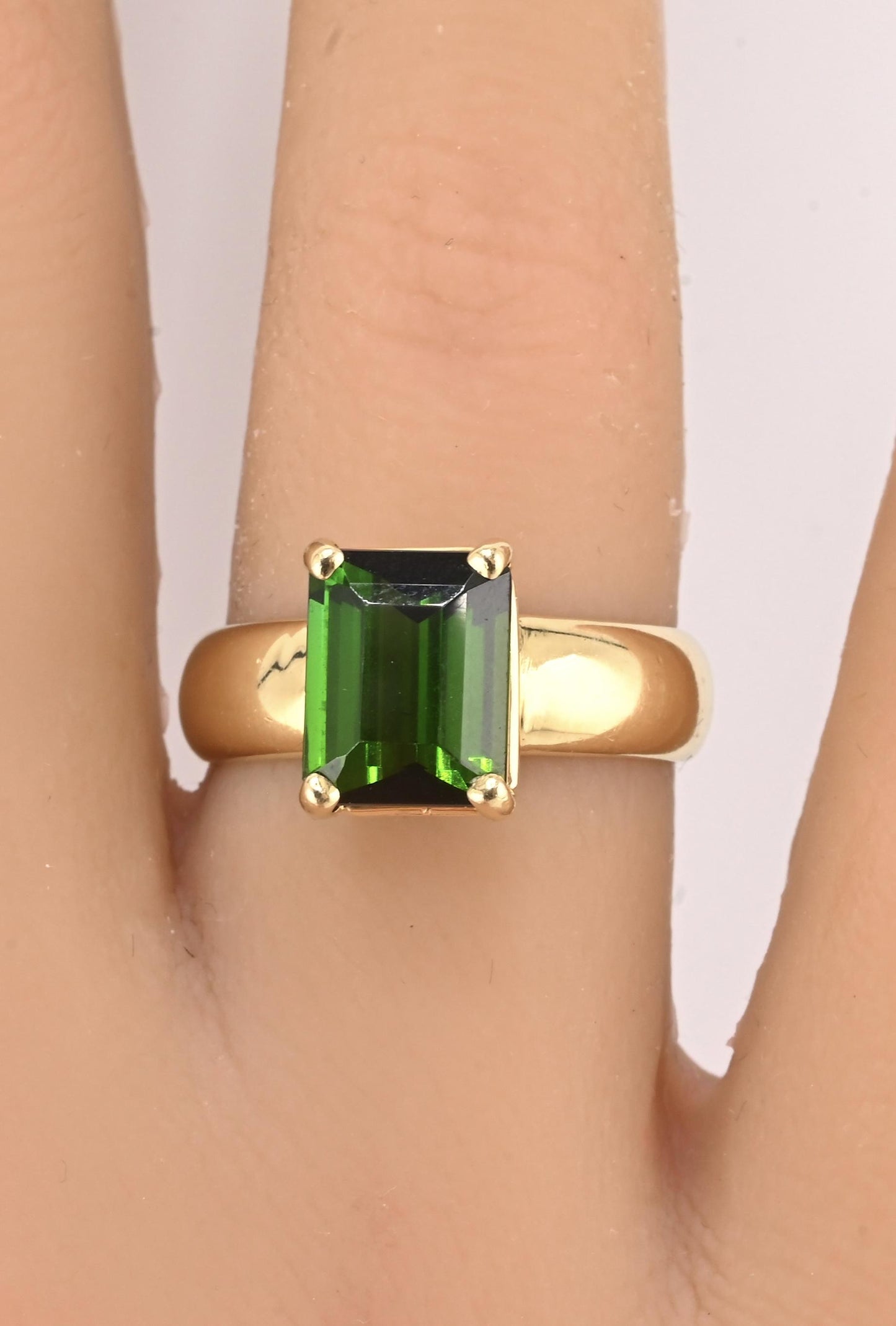 14K Yellow Gold Green Tourmaline Ring • 3.30ct Emerald Cut • Size 7.5 • 6.98g