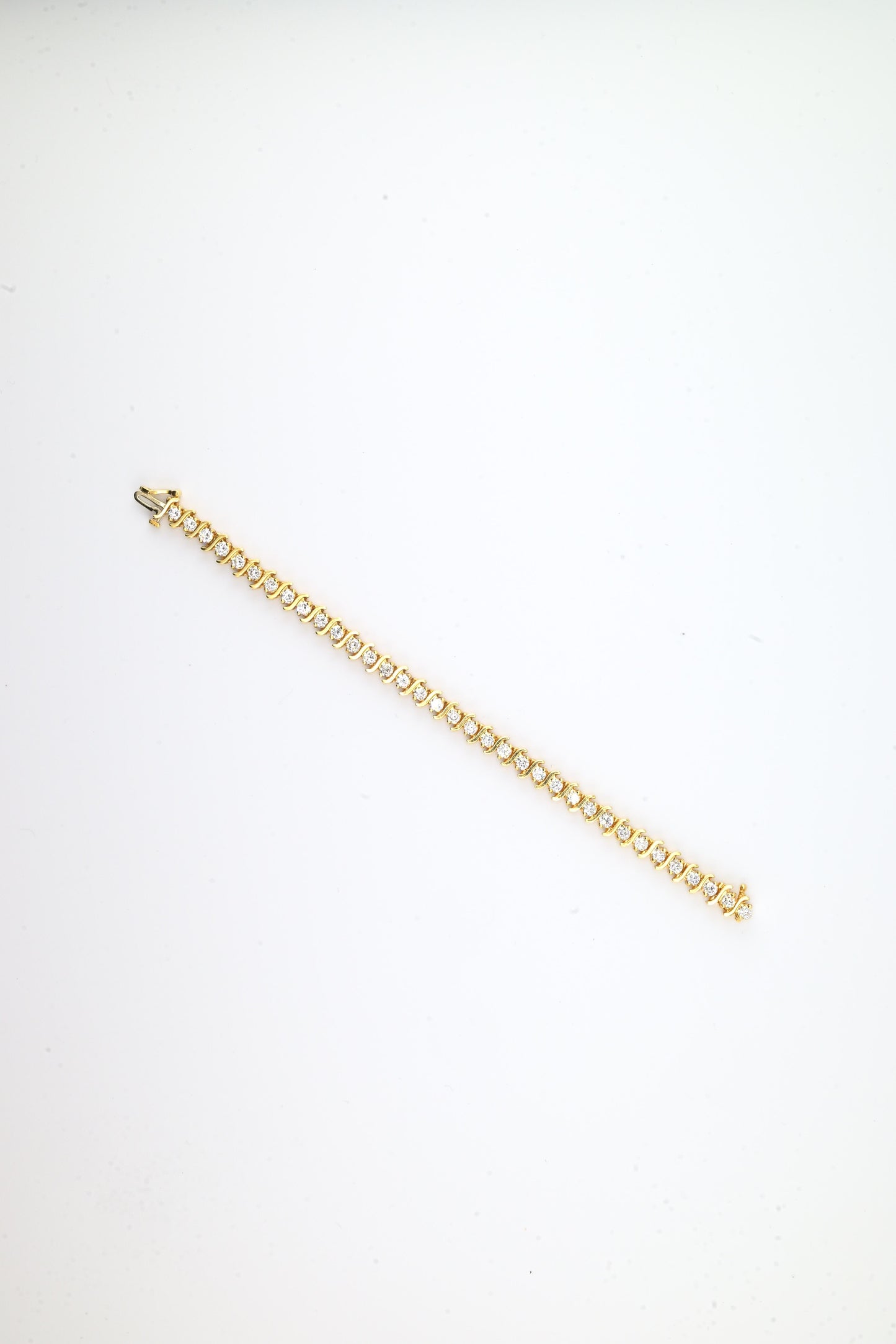 18K Yellow Gold Diamond Tennis Bracelet • 23.31g • 35 Natural Diamonds